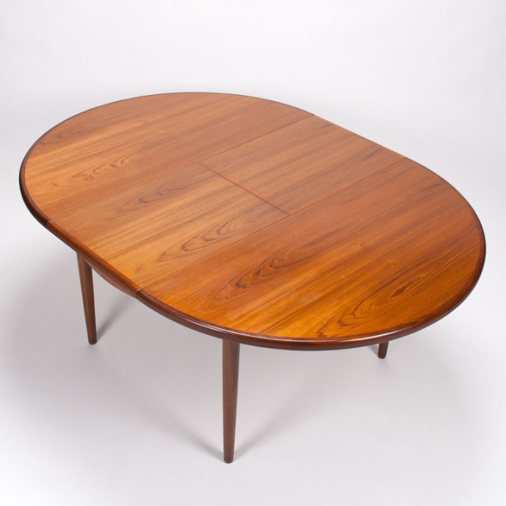 Mid-Century vintage round teak dining table by Gplan