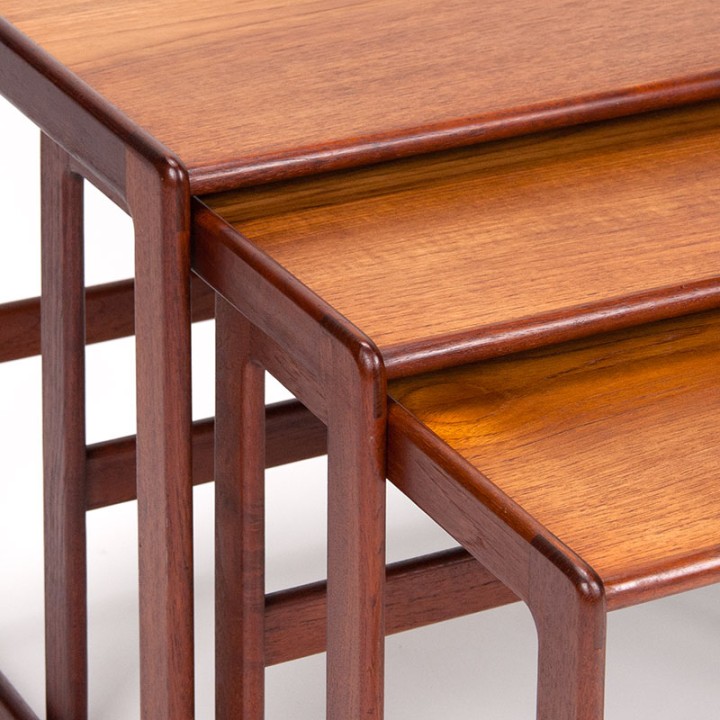 Arne Hovmand Olsen Mid-Century nesttafels Deens design