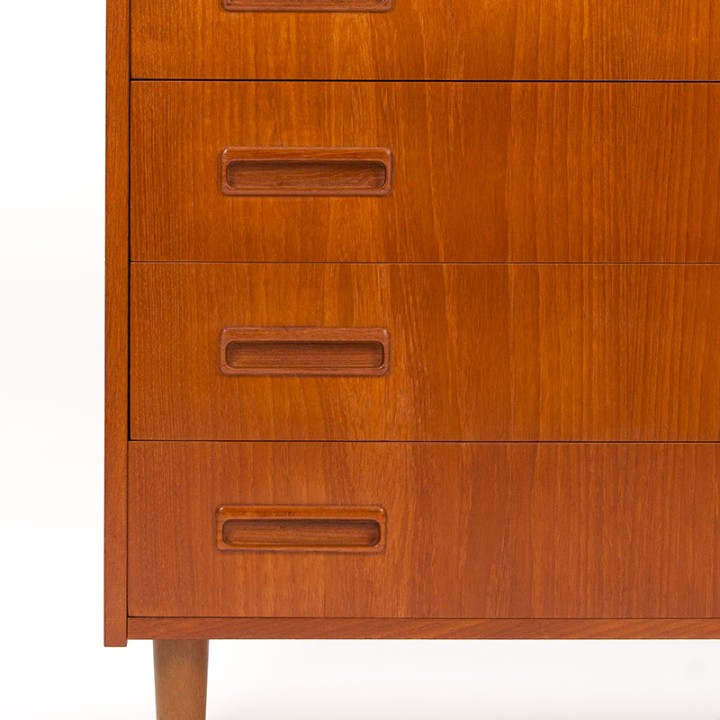 P. Westergaard Mid-Century vintage Deense ladekast