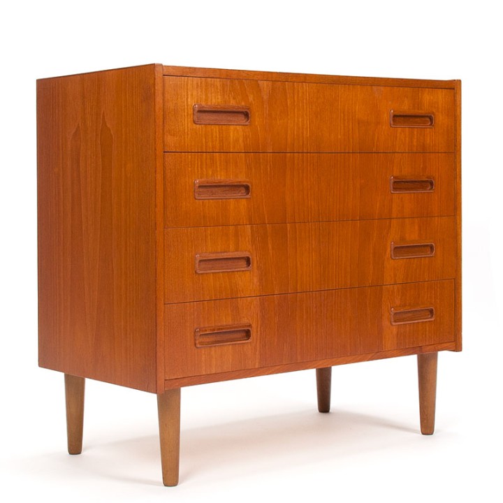 P. Westergaard Mid-Century vintage Deense ladekast