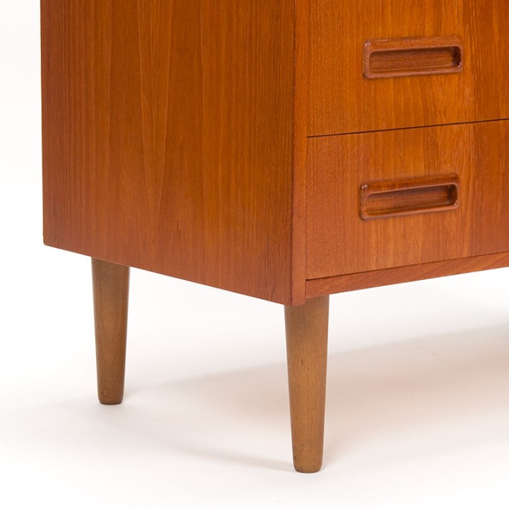 P. Westergaard Mid-Century vintage Deense ladekast