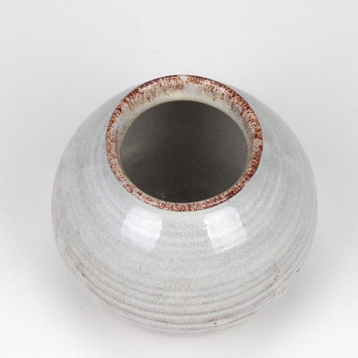 Westraven Utrecht vintage ceramic vase model 912