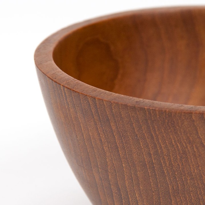 Small Mid-Century serving bowl in teak