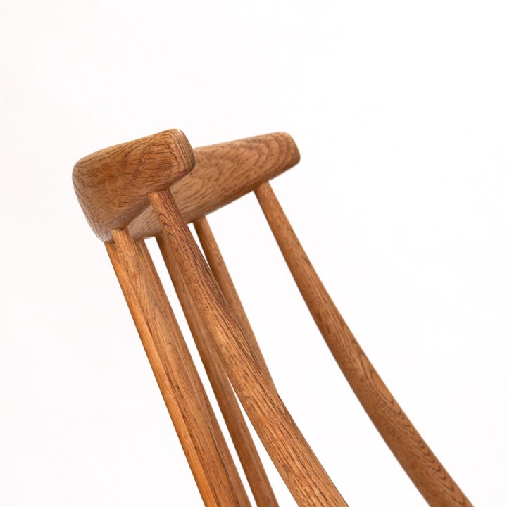 Illum Wikkelsø Mid-Century oak rocking chair model IW3
