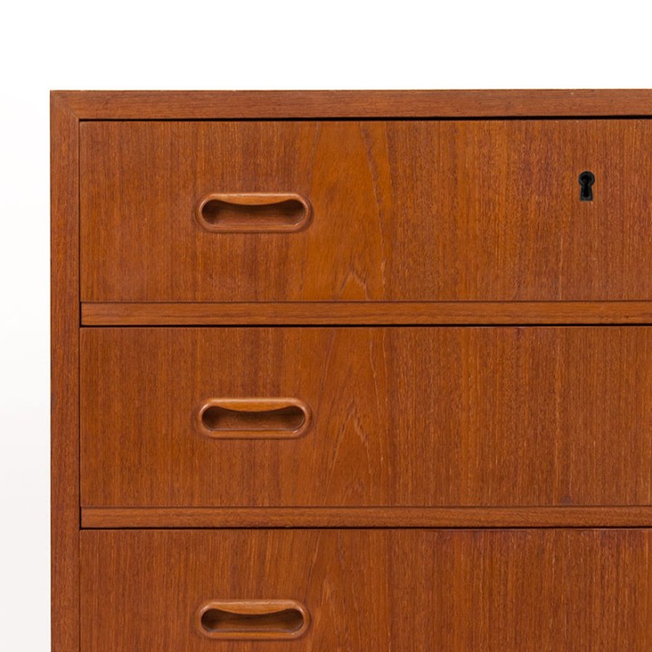 Teak Mid-Century Danish vintage chest of drawers