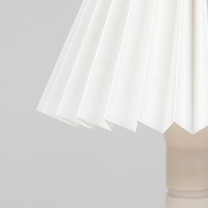 Klein stijlvol Mid-Century Deens tafellampje