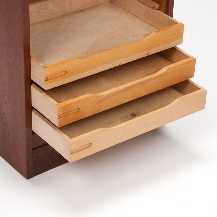 Vifa Deens Mid-Century archiefkastje met lades