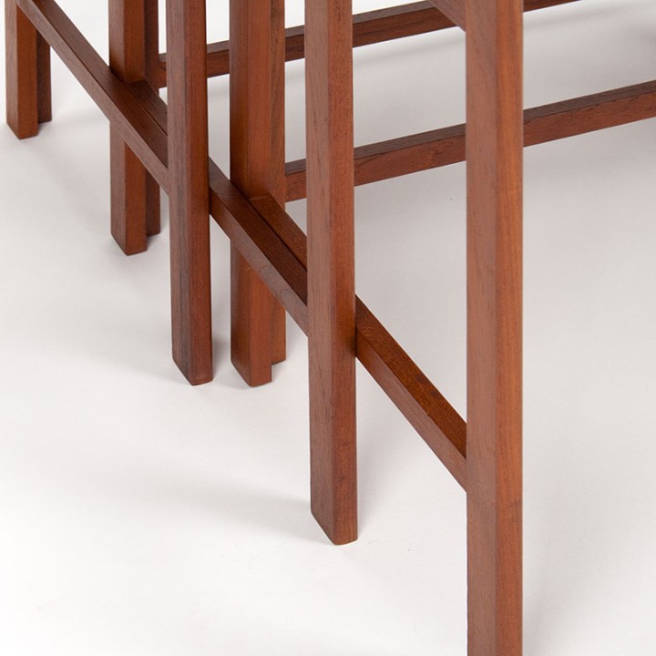 Peter Hvidt en Ola Mølgaard-Nielsen Mid-Century nesttafels voor