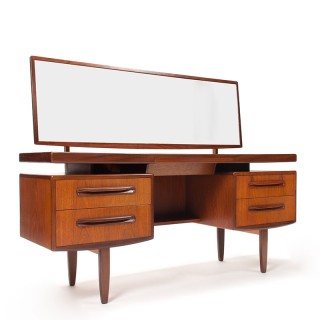 Fresco Mid-Century vintage kaptafel van Gplan