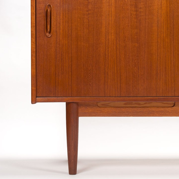 Nils Jonsson Mid-Century Modern vintage Troeds Bjärnum dressoir