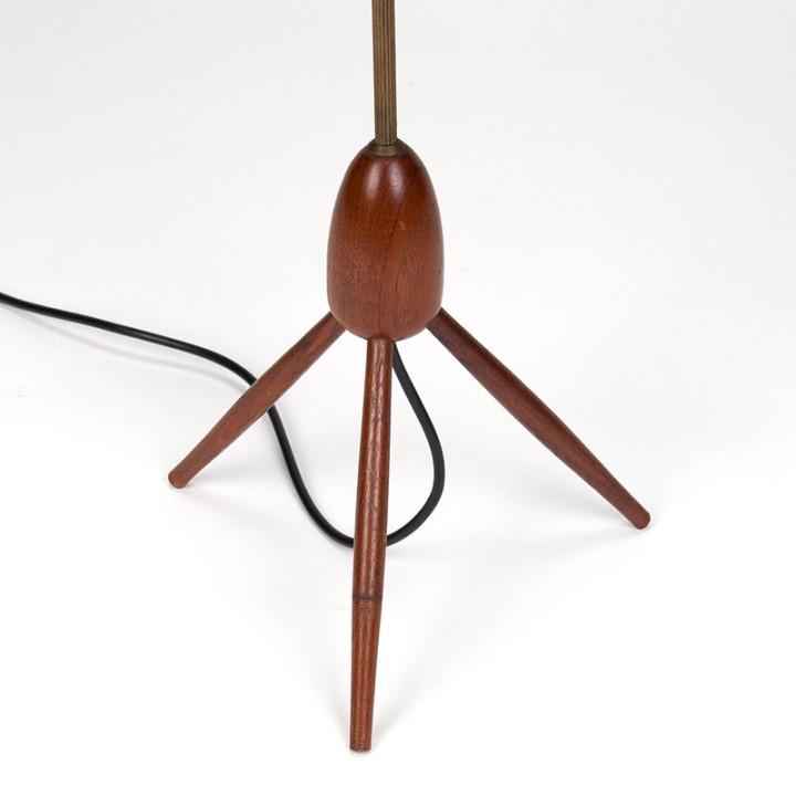 Mid-Century Danish table lamp in teak and brass on a tripod