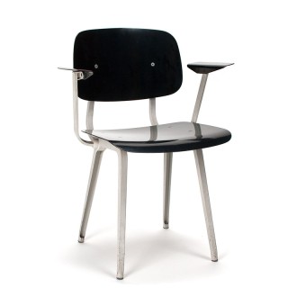 Friso Kramer Revolt chair with armrests from 1961