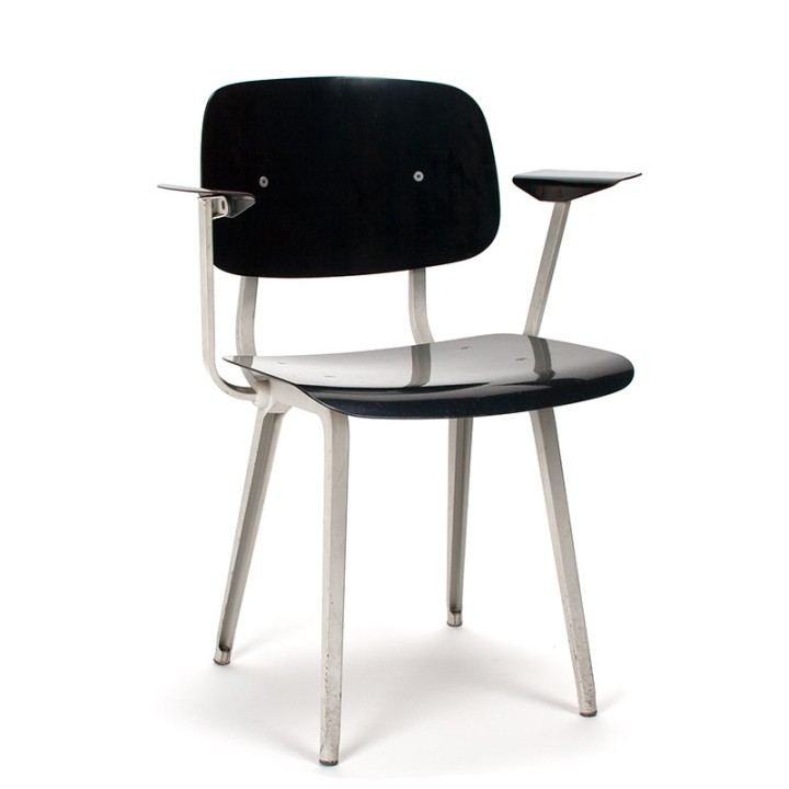 Friso Kramer Revolt chair with armrests from 1961