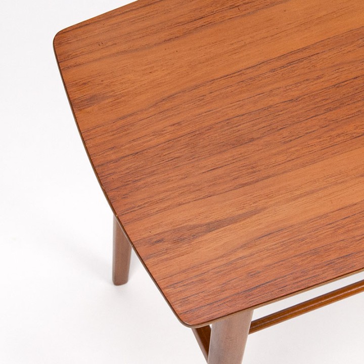 Bijzettafel Mid-Century model met teakhouten blad