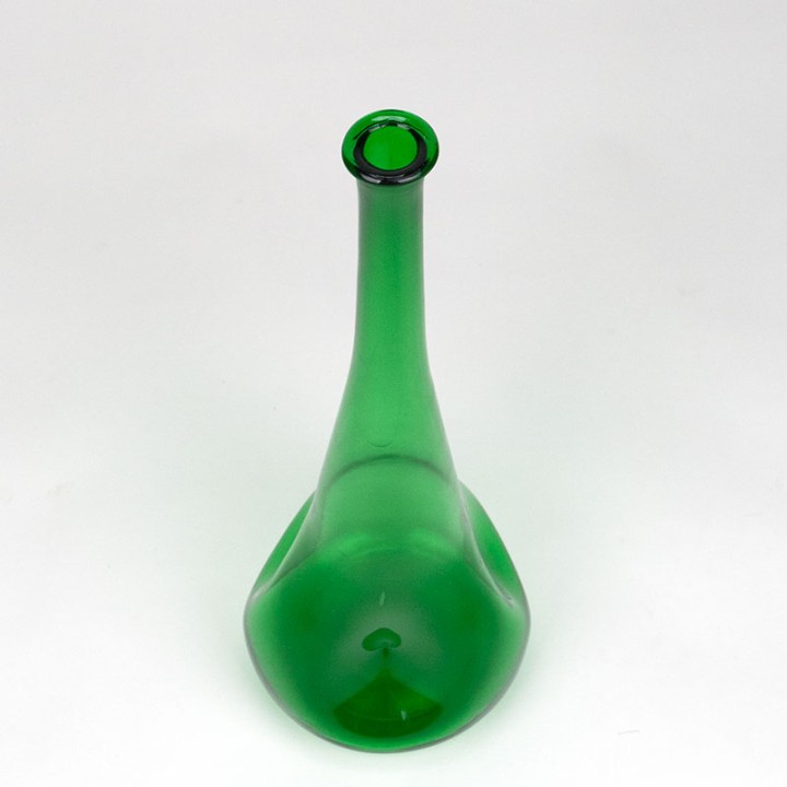 Grote glazen vintage fles/ karaf in groene uitvoering