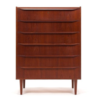 Large model Danish Mid-Century teak chest of drawers