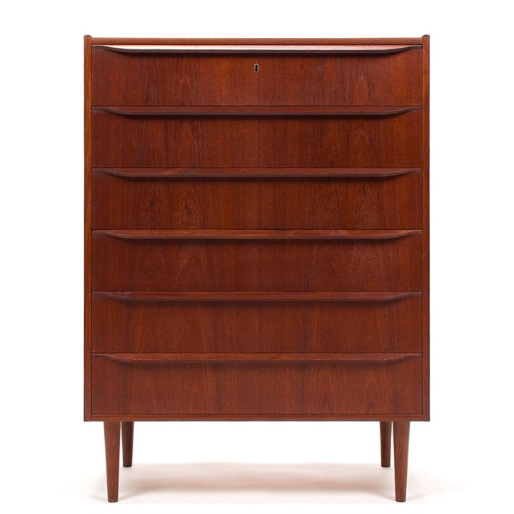 Large model Danish Mid-Century teak chest of drawers