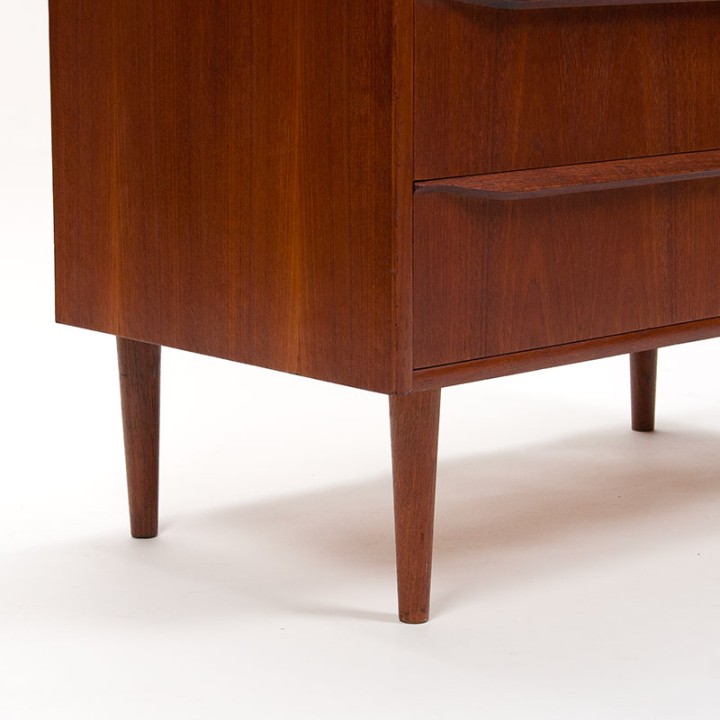 Groot model Deense Mid-Century teakhouten ladekast