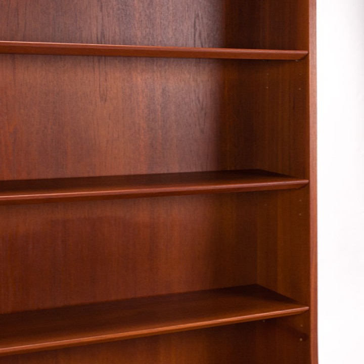Hoog model Deense Mid-Century kast ontwerp Johannes Sorth