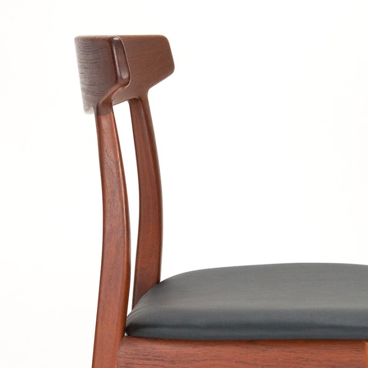 Henning Kjaernulf Danish Mid-Century chair for Bruno Hansen