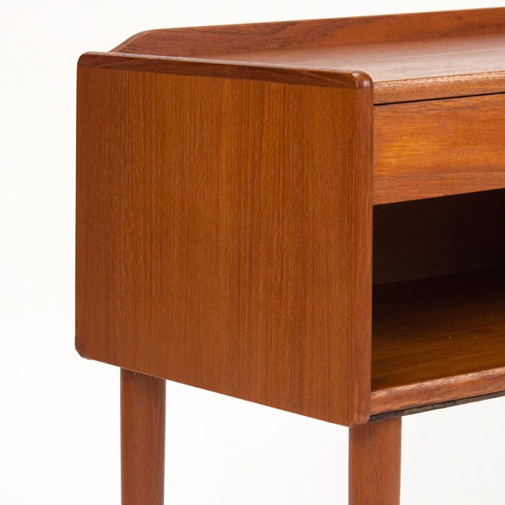Deens Design nachtkastje vintage model in teak