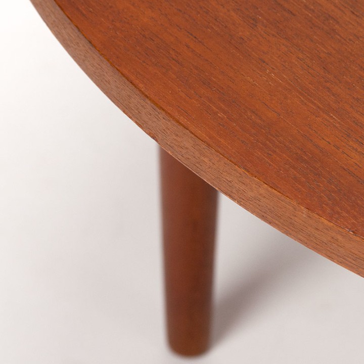 Mid-Century Danish round model coffee table in teak