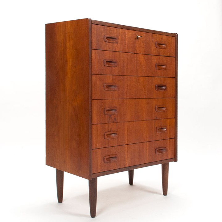 Dresser with 6 drawers Mid-Century Danish model in teak