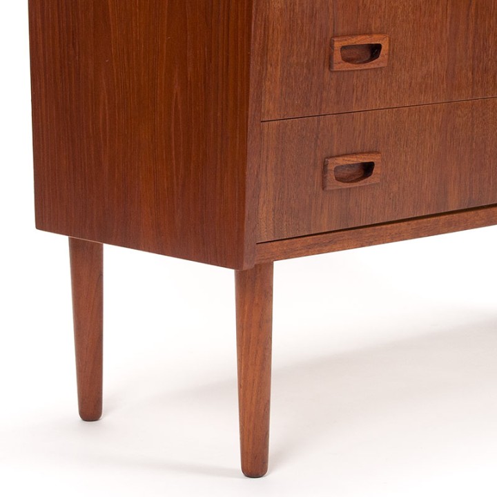 Brede ladekast Deens Mid-Century vintage model