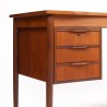 Bureau Deens Mid-Century model in teak met dubbel ladeblok