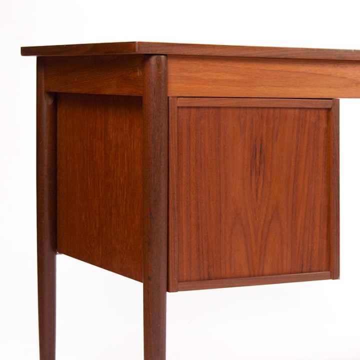 Danish Mid-Century desk in teak with double drawer unit