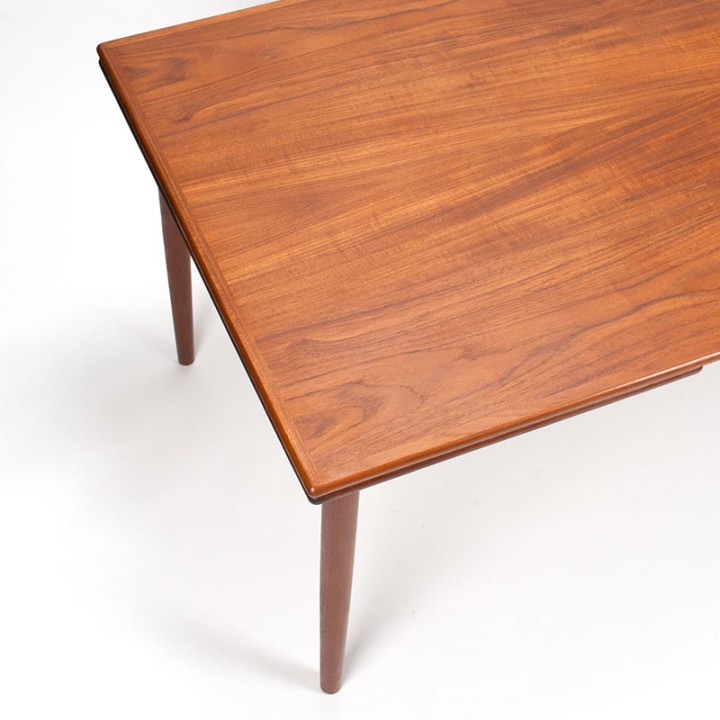 Deense uitschuifbare teakhouten Mid-Century eettafel
