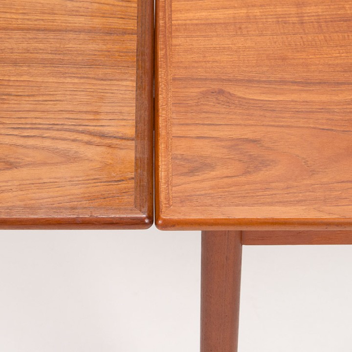 Deense uitschuifbare teakhouten Mid-Century eettafel