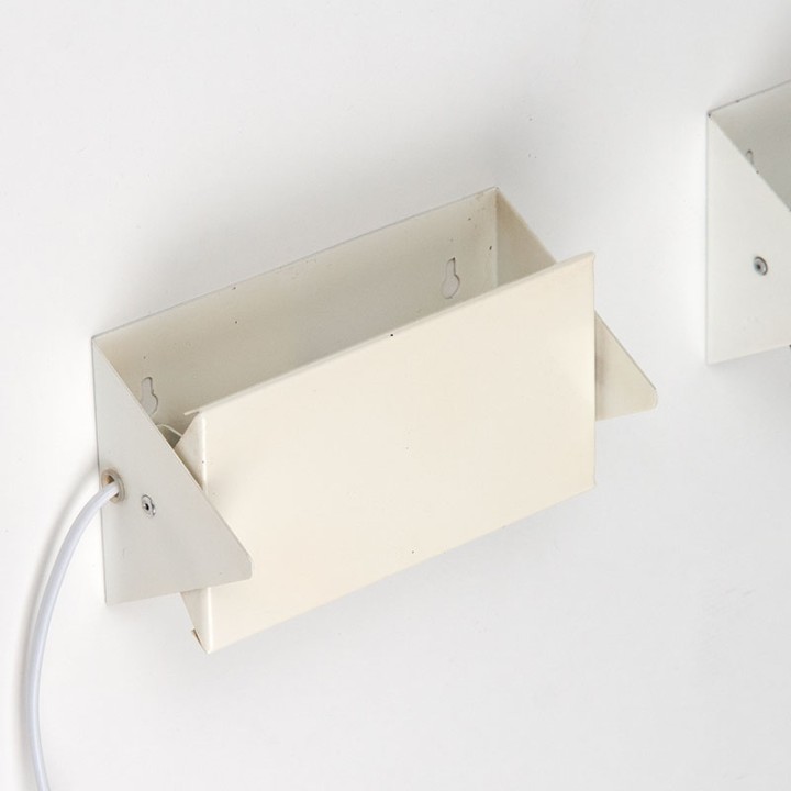 Set of 2 Mid-Century model 7013 Anvia wall lamps