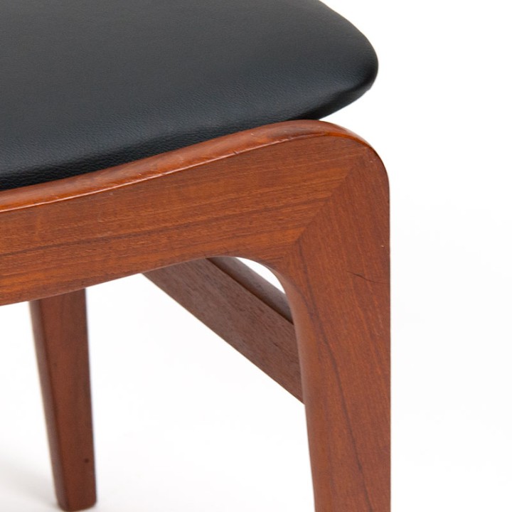 Organisch vormgegeven Deense vintage ottoman