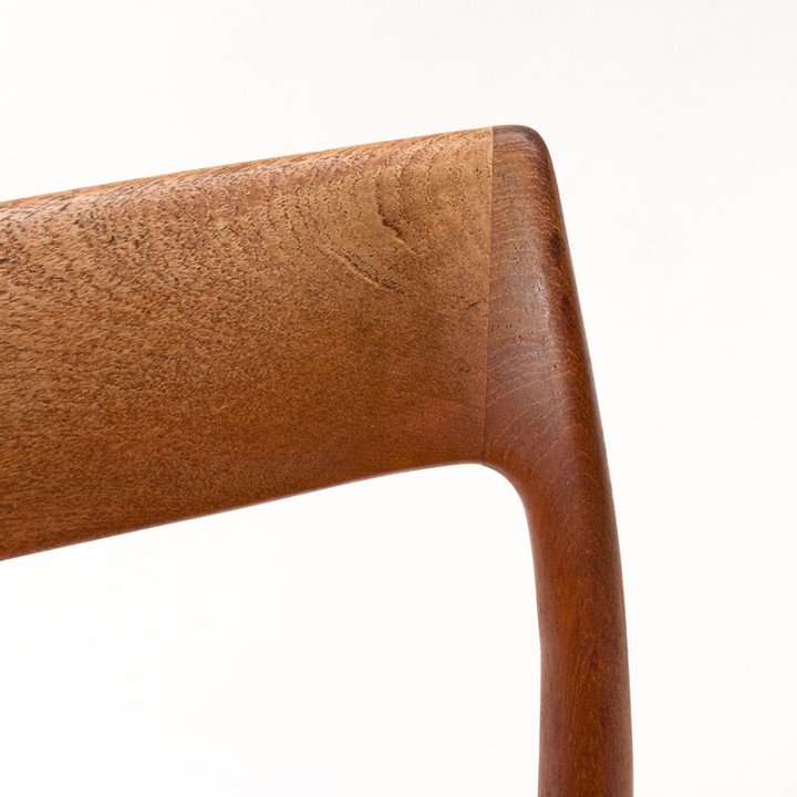 Niels Otto Møller model 77 Mid-Century vintage stoel