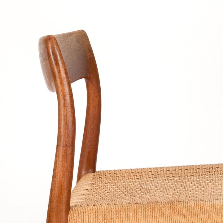 Niels Otto Møller model 77 Mid-Century vintage stoel