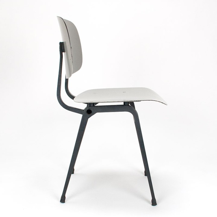 Friso Kramer vroege vintage design set van 4 Revolt stoelen