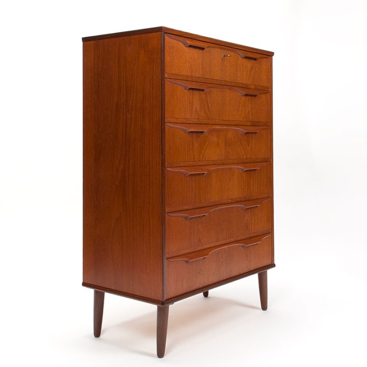 Trekanten Mid-Century ladekast in teak van Klaus Okholm