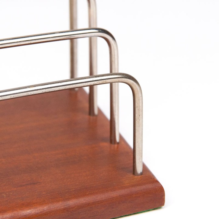 Brievenhouder Deens model uit de zestiger jaren in teak