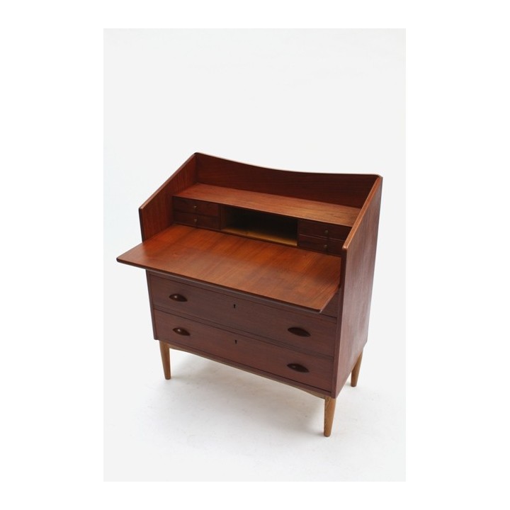 Scandinavian design secretary - Retro Studio