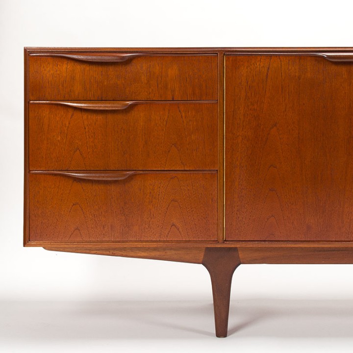 Mid-Century Dunvegan teak McIntosh dressoir