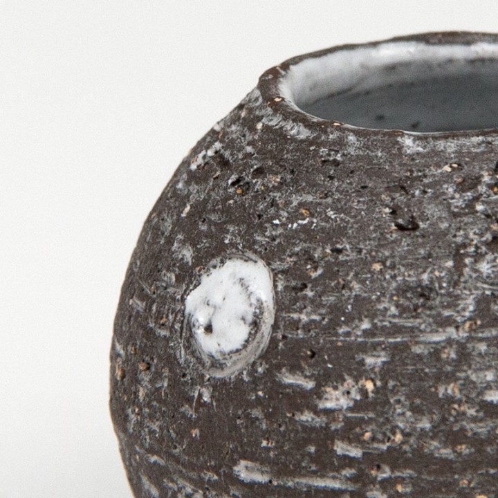 Miniature vintage Westraven Chanoir vase
