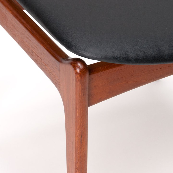 Set van 4 Deense P.E. Jørgensen eettafel stoelen in teak