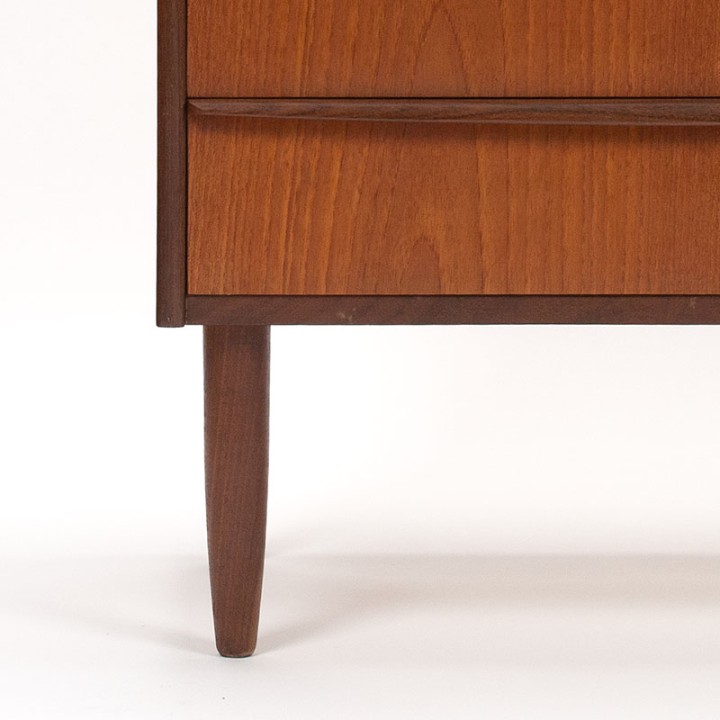 Mid-Century teakhouten Deense ladekast met 6 lades