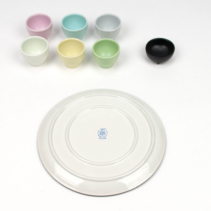 Royal Goedewaagen aardewerk vintage eierset in pastel kleuren