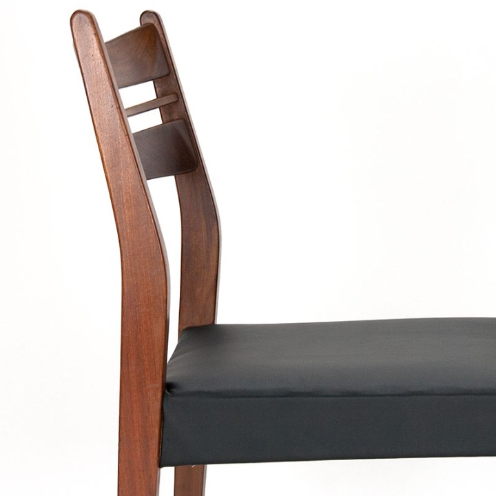 Teak set of 6 Mid-Century dining chairs