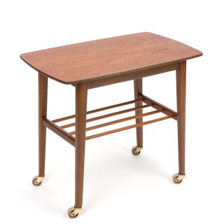 Bijzettafel Deens Mid-Century design op wieltjes