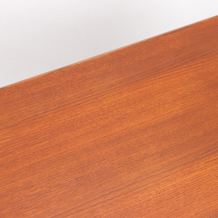 Danish Mid-Century teak extendable model dining table
