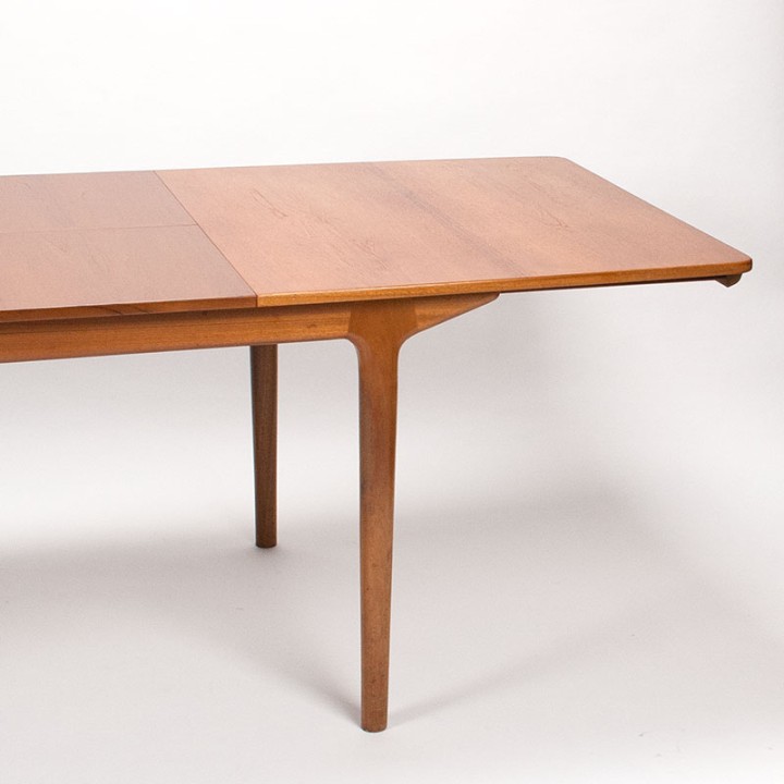 Tom Robertson Mid-Century design dining table for McIntosh