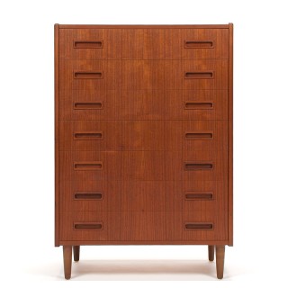 P. Westergaard Møbelfabrik chest of drawers with 7 drawers in